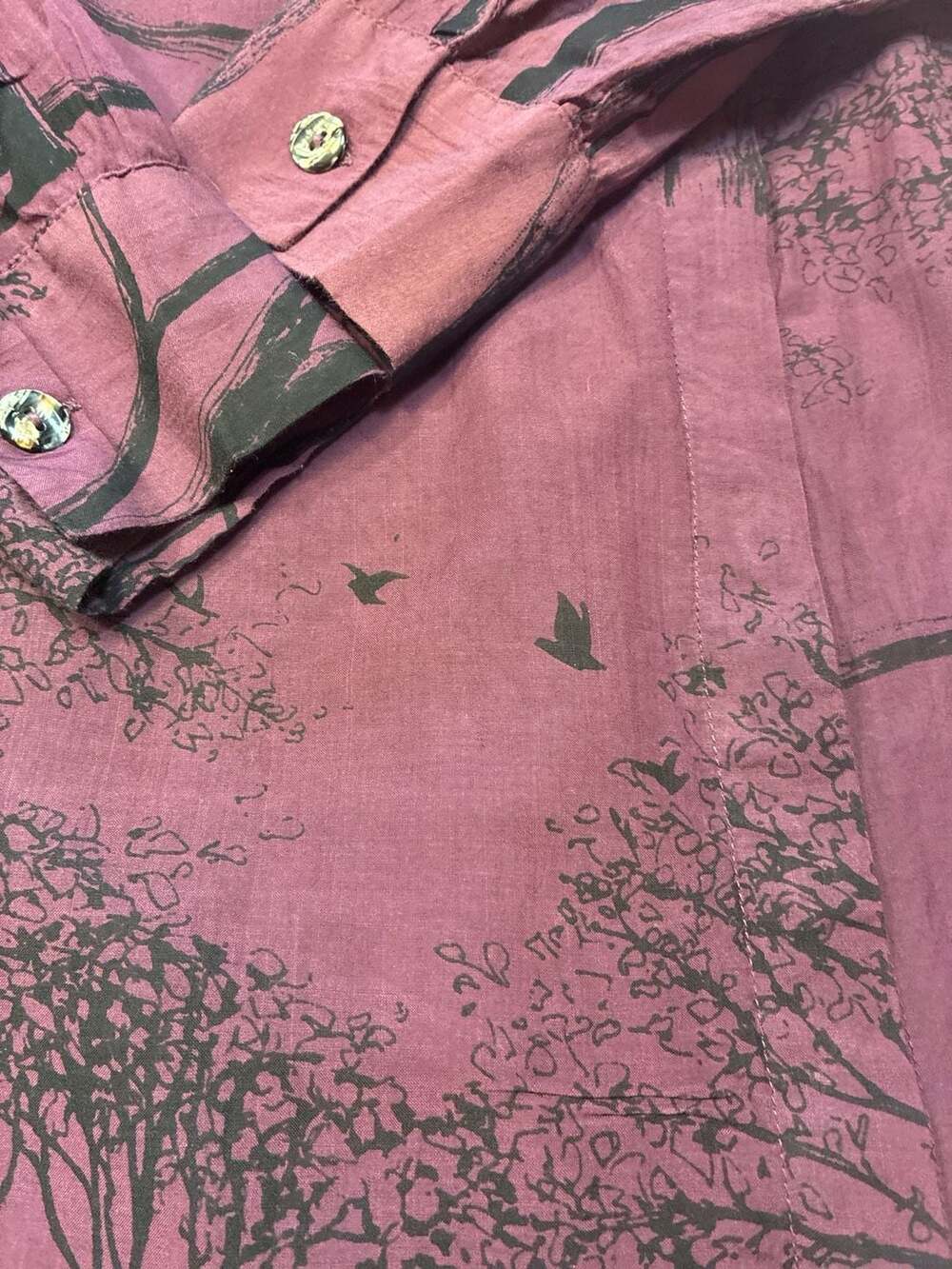A People United APU Tree and Bird Print Button Down Shirt Size S - Picture 10 of 13